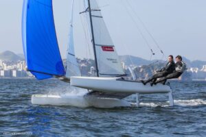 Velejadora do Sailing Isabel Swan junto com Samuel Albrecht são os melhores sul-americanos na Nacra 17
